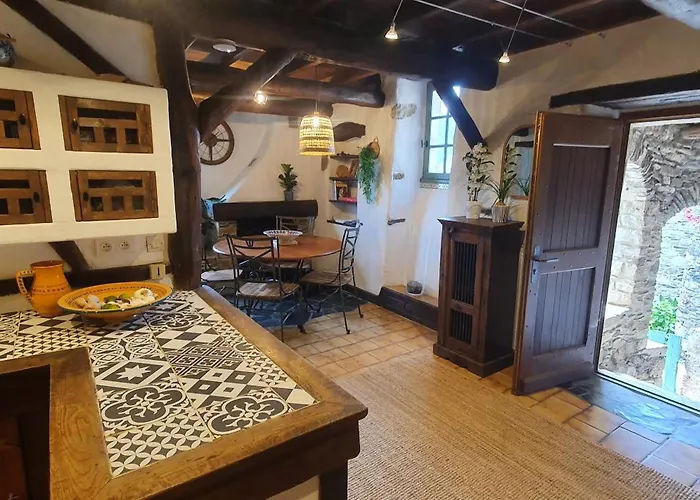 Adorable Maison Cevenole